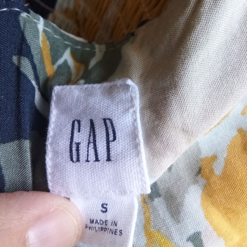 GAP Floral Print Sleeveless Dress with Back Smocking. - Picture 3 of 11